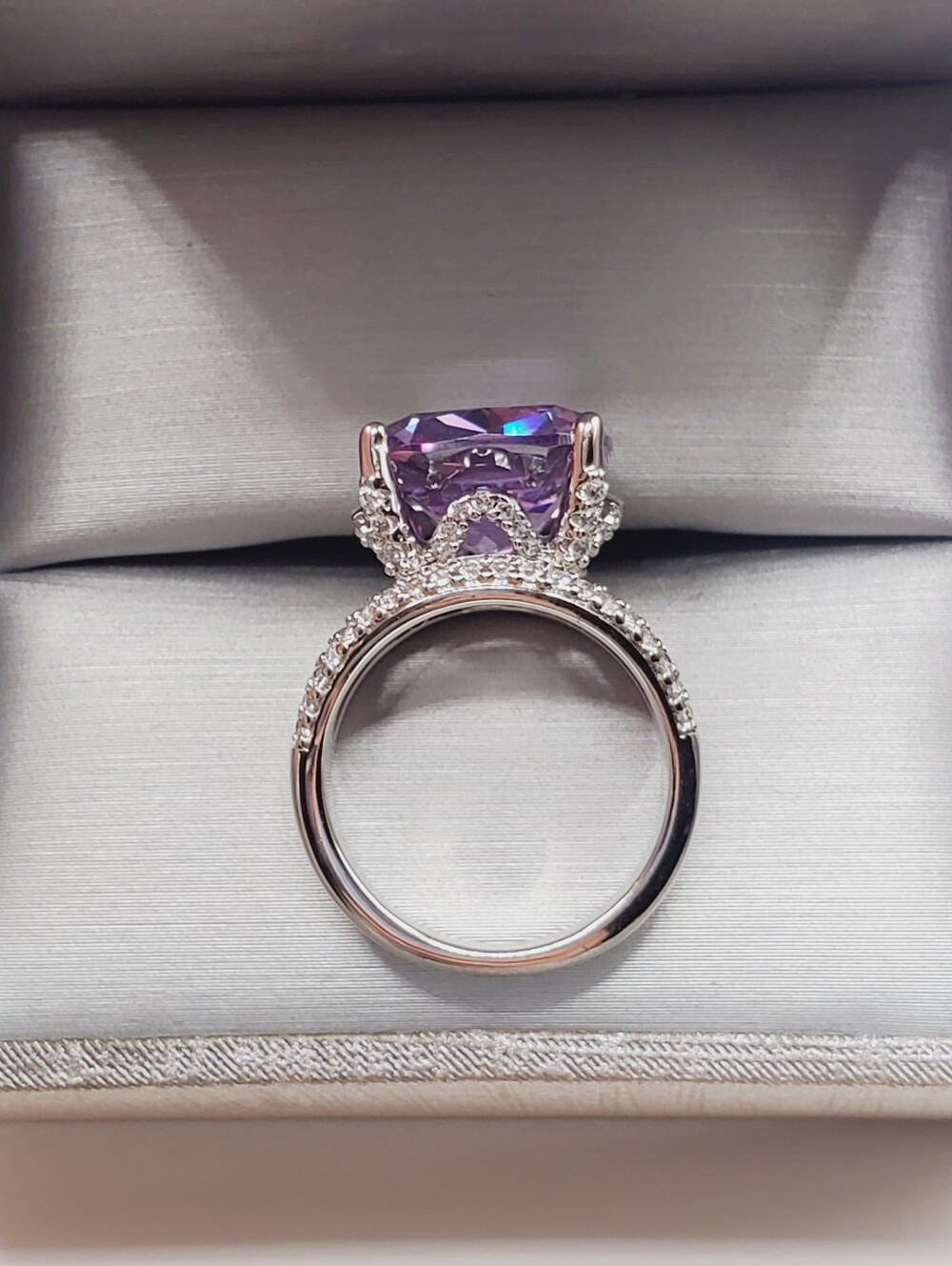 9.5 Carat Lavendar Cushion Cut Solitaire Ring - Rhodium Over 925 Sterling Silver - Picture 4 of 11